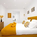 Appartamento Somptueux - Piscine Privée - Parking Mentone